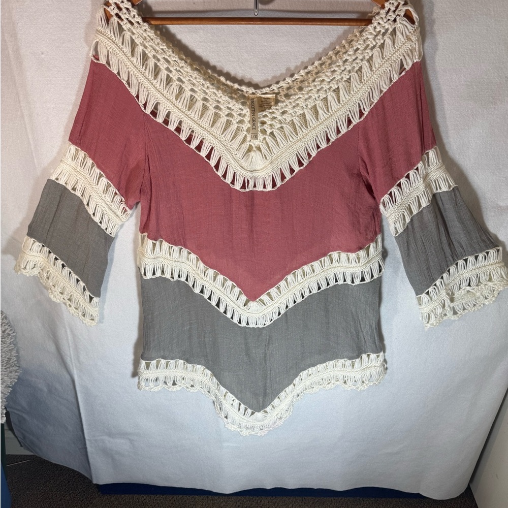 Forgotten Grace Boho Crochet Trim Colorblock Peasant Top - L/XL